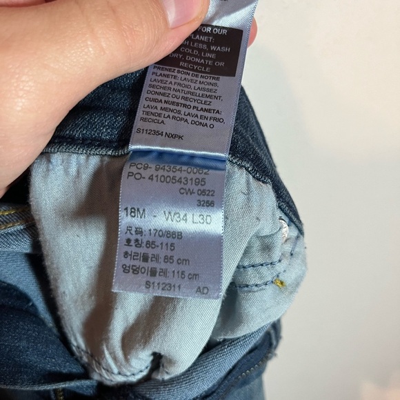 Levi Strauss Gold Signature Mid Rise Skinny Jeans - Picture 5 of 6